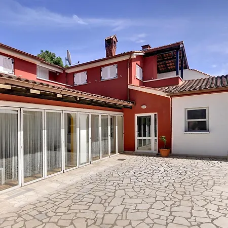 With A Swimming Pool - 22764 Apartment