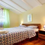 Apartmán With Swimming Pool - 22764